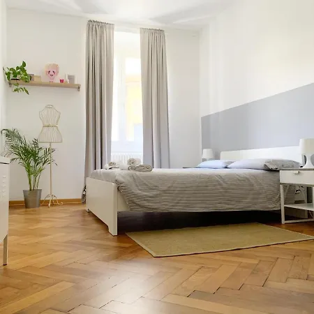 Casa Strehler Διαμέρισμα *