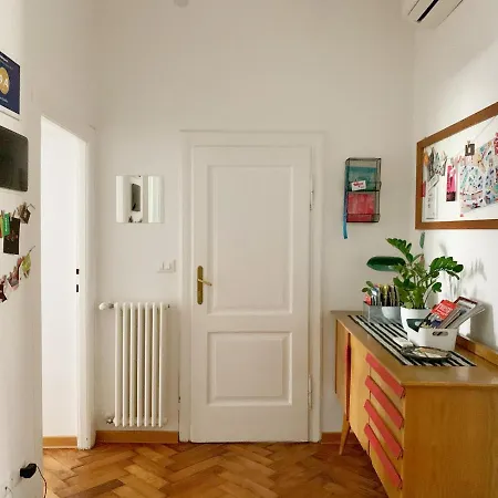 Casa Strehler Daire *