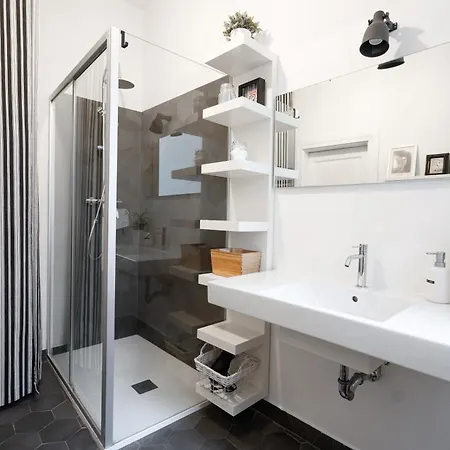 Casa Strehler